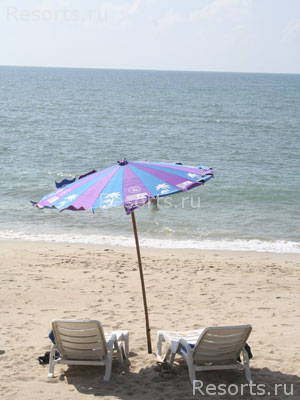 Thai House Beach Resort 13
